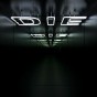Die / Ivan Navarro