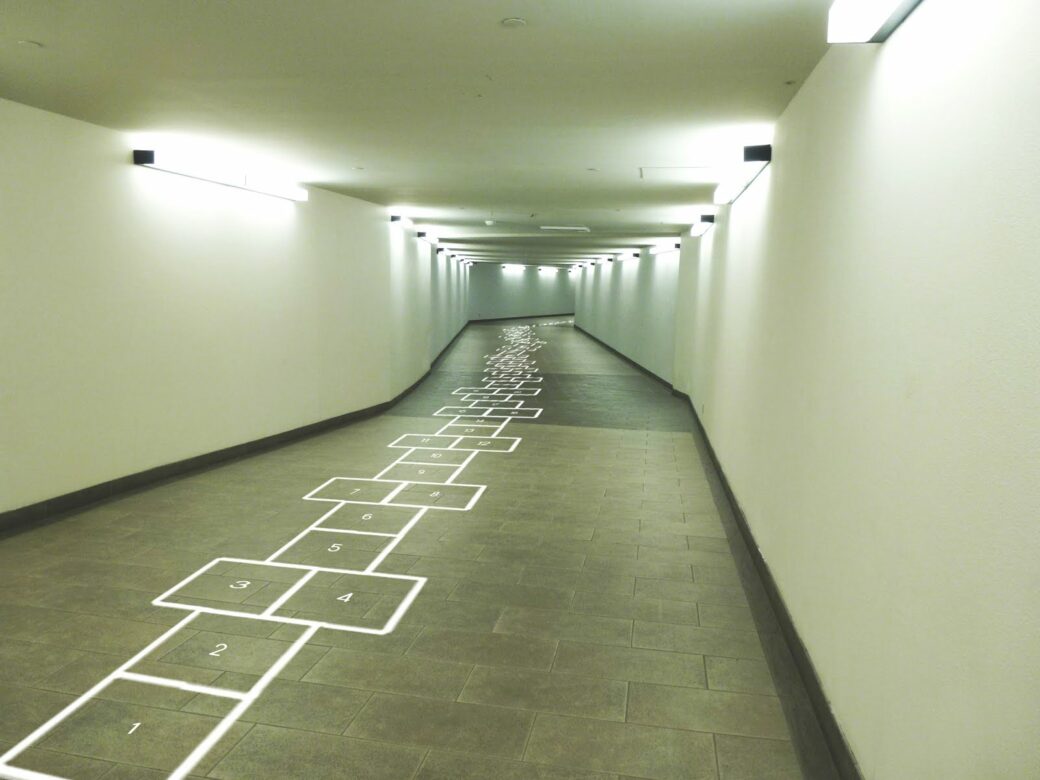 La marelle,The hopscotch