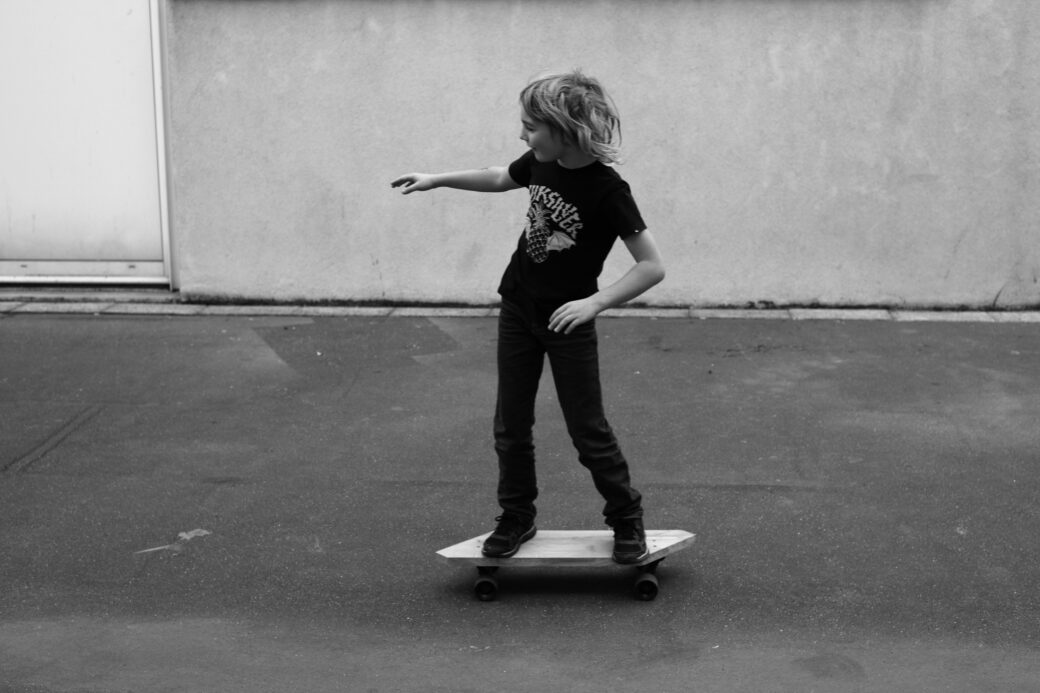 Blank Monolith Skateboard v1