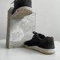 En marche (concrete shoes)